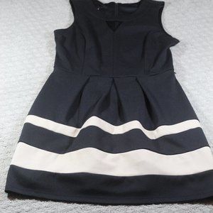 IZ Byer Size 5 Black & Tan Fit & Flare Cocktail Dress